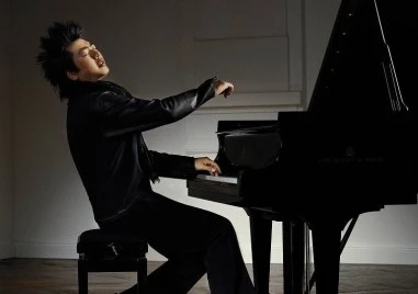 Световноизвестният пианист Lang Lang ще излезе на сцената на Античния