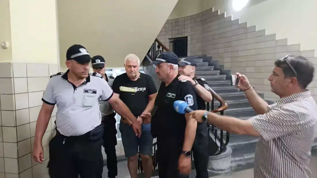 Шофьорът на камиона от тежката катастрофа на АМ 