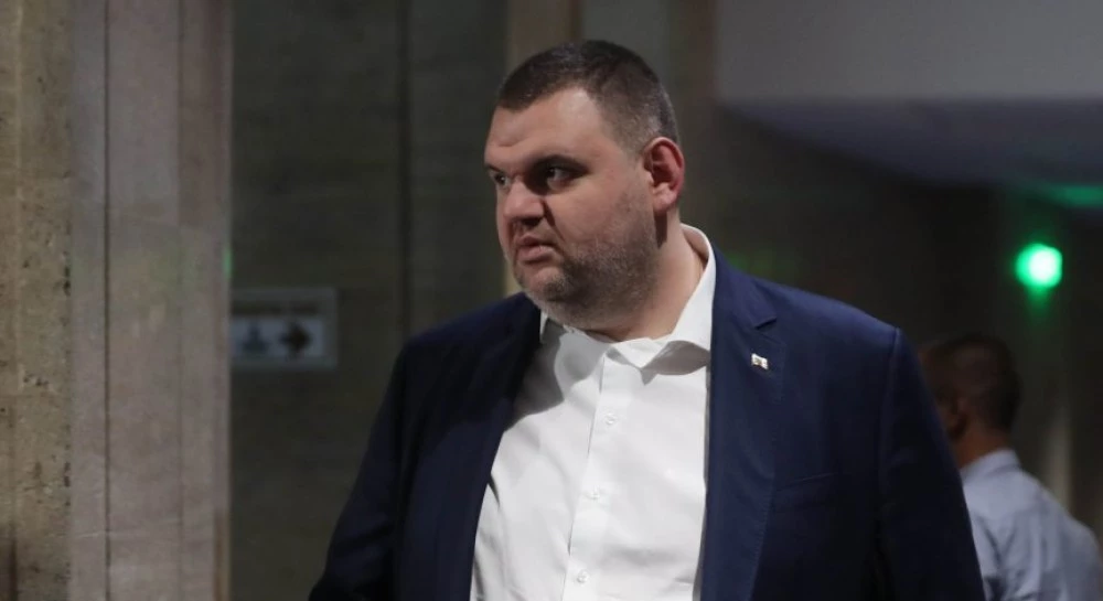 Лидерът на ДПС Делян Пеевски се обяви срещу закриването на