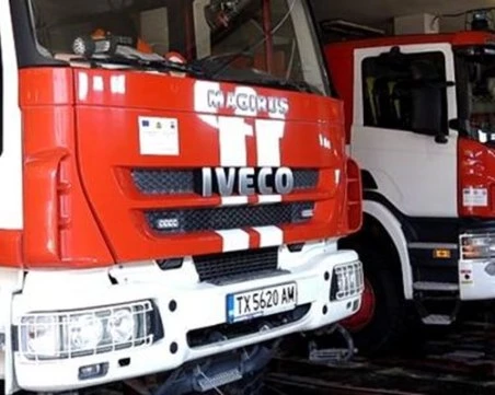Над 100 пожара в страната за денонощие