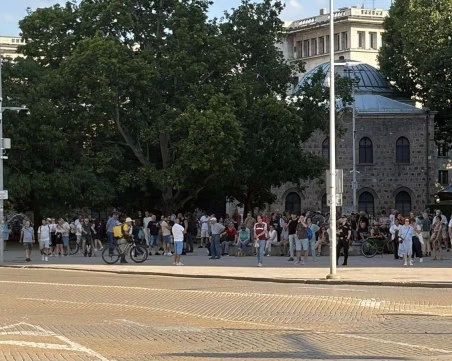 Първи протест срещу кабинета 