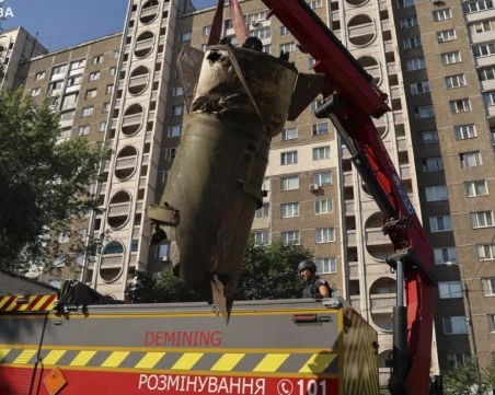 Украйна порази още рафинерии, руските атаки не спират