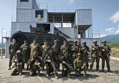 Командирът на Командване Специална война на Въоръжените сили на Република