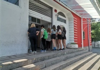 Четирима седмокласници в Пловдив и областта са постигнали максималните 100