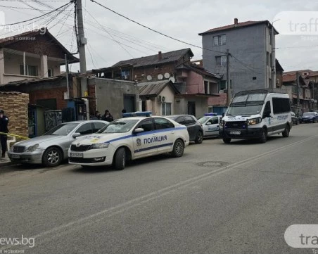 Полиция и общинари нахлуха по улици в Столипиново, проверяват съмнително забогатели