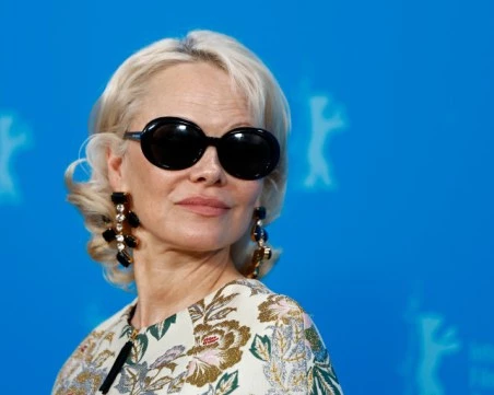 Памела Андерсън на 59