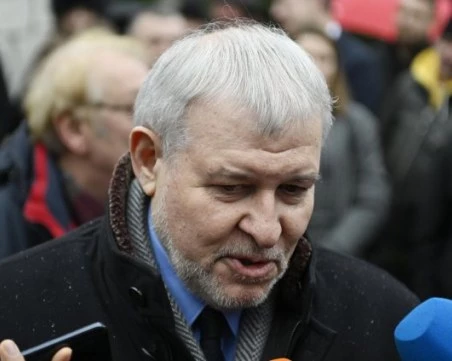 Румен Христов няма да се кандидатира за лидер на СДС