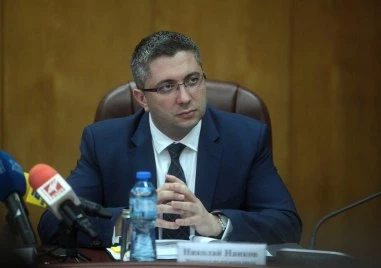 Единствените договори подписвани например за текущ ремонт и поддръжка за
