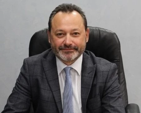 Бивш министър: Само две са фирмите за мантинели, защото сертификатът е много скъп