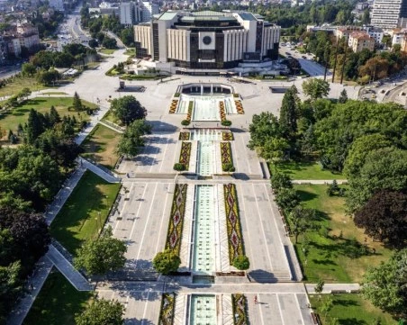 Министърът на културата освободи Съвета на директорите на НДК