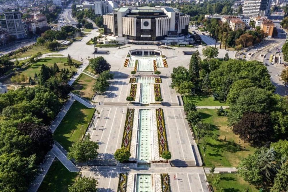 Министърът на културата освободи Съвета на директорите на НДК