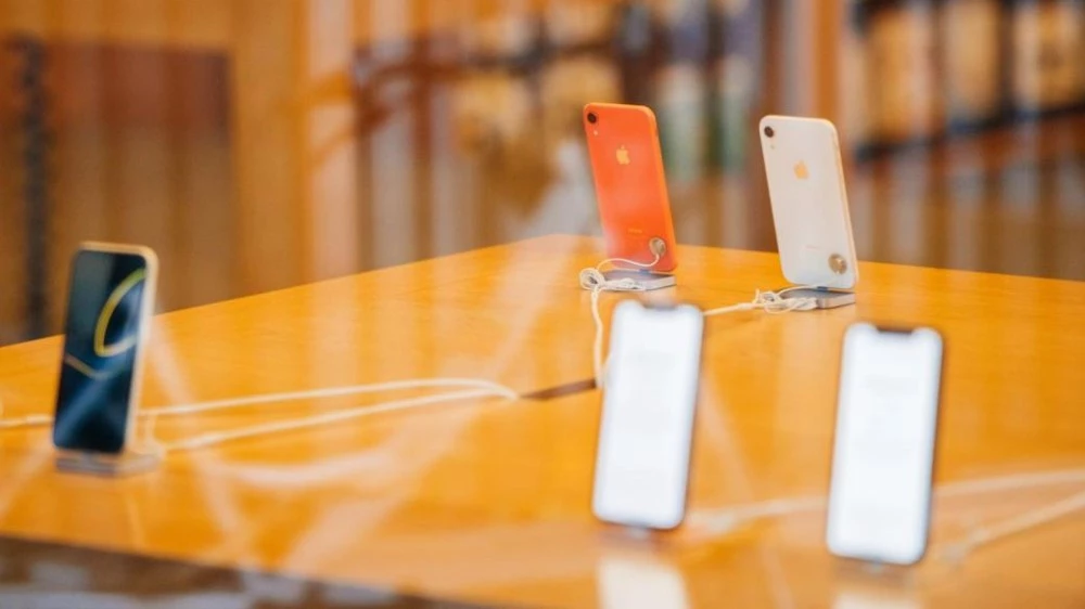 Технологии Apple планира да представи пет нови модела iPhone до 2027 година