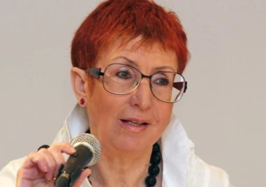 Да плача ли да се смея ли да емигрирам ли
