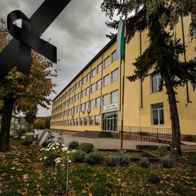 Училището на двете загинали деца в Дупница отмени тържеството за края на учебната година
