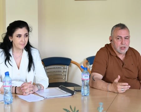 Социалното министерство и САБ договориха развитие на програма 