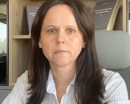 Адвокат Буенова: Държавата на практика забрани колективните искове за лоши пътища