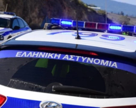 Хартиенити фишове в Гърция остават в миналото, полицията тръгва с таблети