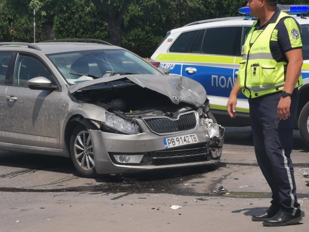 37 души са пострадали в 30 тежки катастрофи за ден