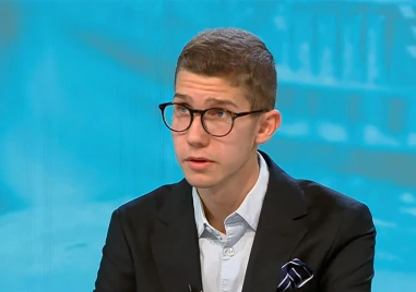 След успеха на проекта Черната писта който визуализираше данни за