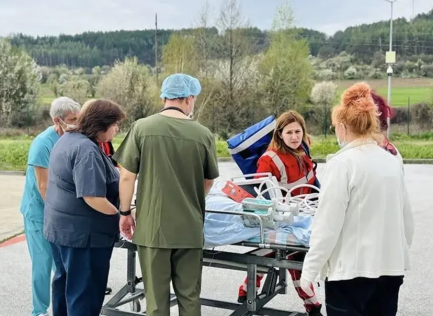 Двама непознати спасиха жена след тежък пристъп в Бургас