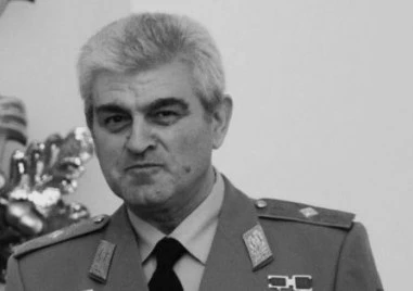 България се прощава днес с космонавта Александър Александров