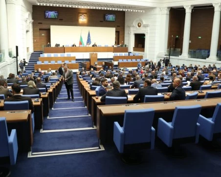 След четири часа дебати: Депутатите приеха на първо четене Бюджет 2026