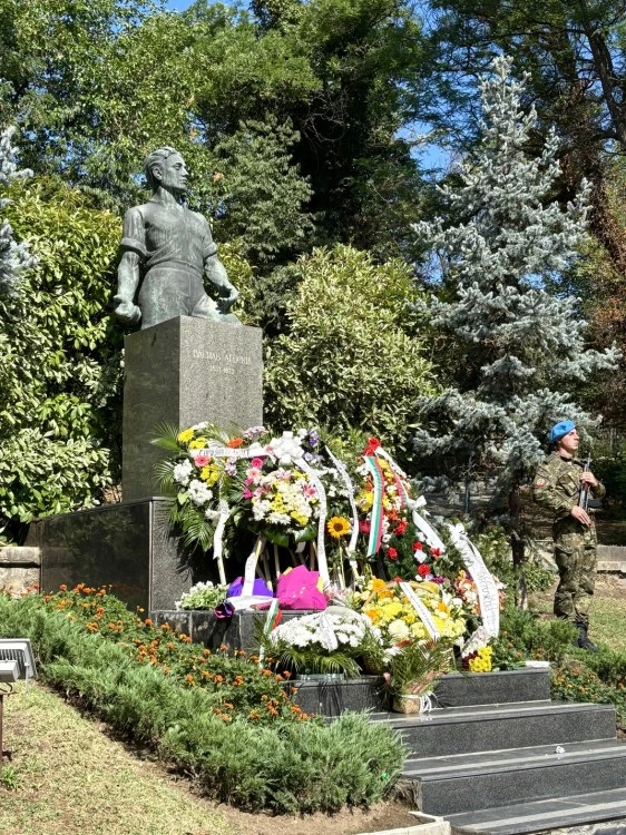 С военен ритуал на Бунарджика: Пловдив отбелязва 189 години от рождението на Васил Левски