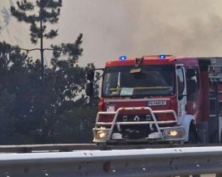 Голям пожар пламна в района на Стара Загора
