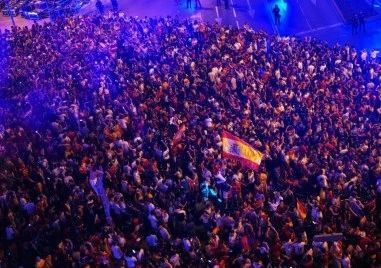 13 годишно момче загина а двама души бяха ранени след като