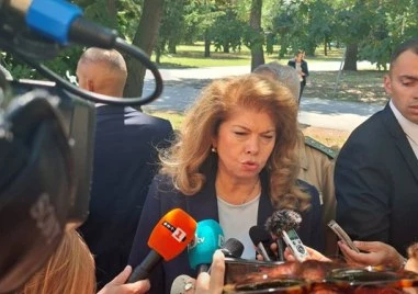 Разполагането на американски самолети цистерни в базата в Безмер не