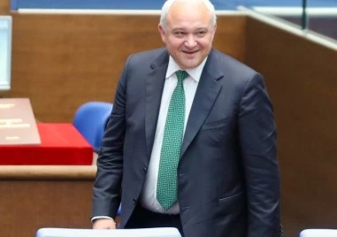 Гърция да ни помага с установяването на олигарси и корумпирани