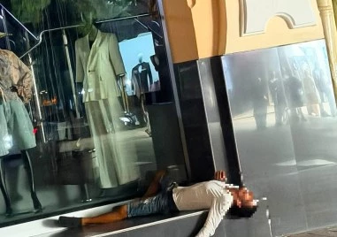 Мъж в безпомощно състояние на Главната в Пловдив предизвика остър дебат за морала и ембатията