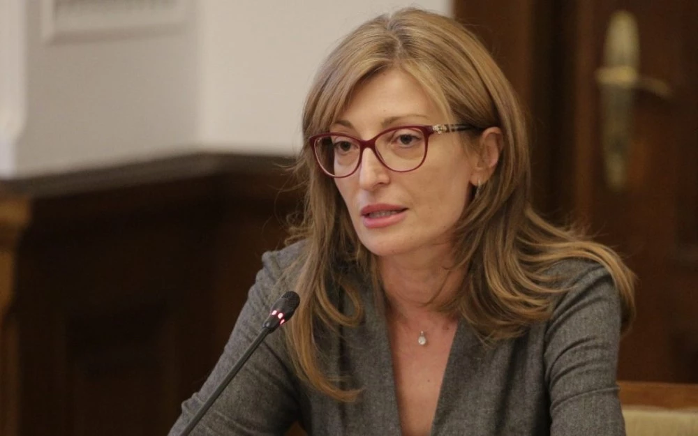 Еврокомисарят Екатерина Захариева пристига у нас за срещи с Радев и Йотова