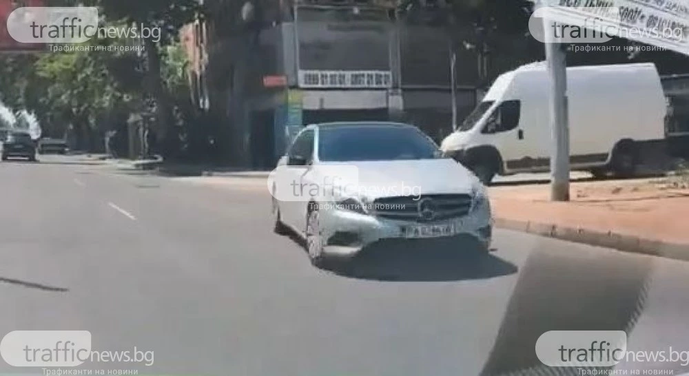 В час пик: В насрещното по един от най-оживените булеварди на Пловдив