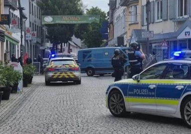 Задържаха 20-годишен за убийството на заложник при обира на банка в Германия