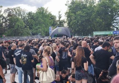 Пловдив говори различни езици: Hills of Rock напълни хотели, заведения и улици с туристи ВИДЕО