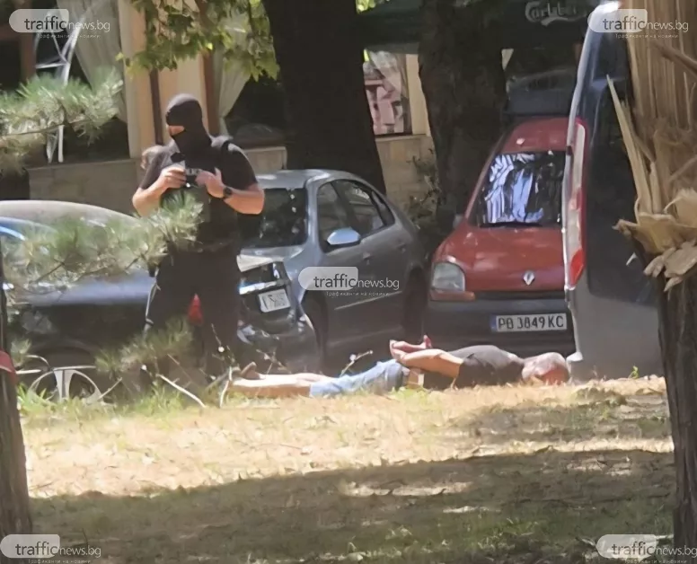 ​Схема с евтини телефони стои зад показната акция край пловдивски парк