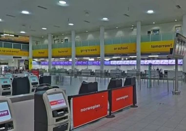 На лондонското летище Гетуик няма вода, затварят ресторанти и барове