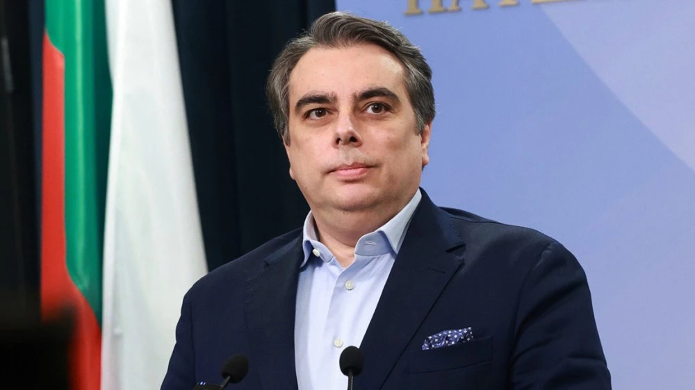 Асен Василев: От бебе до пенсионер всеки българин ще плати по 400 евро за Бюджет 2026