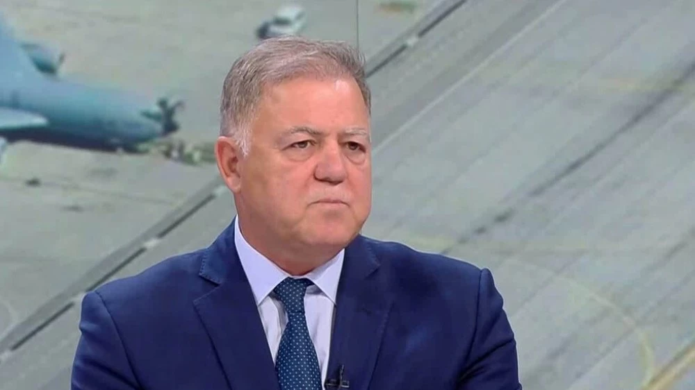 Ненчев: Бързо се пропуква мнозинството, мандатът на Радев няма да е пълен