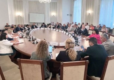 Oтхвърлиха промените, с които се делегират повече правомощия на кметовете на кметства