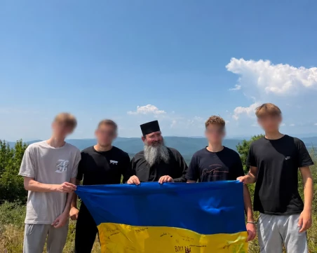Патриархът наказа отец Никанор за недостойно поведение, забрани му да проповядва