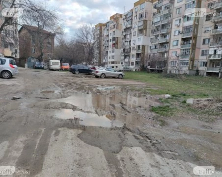 Превръщат десетки кални петна в Пловдив в поддържани зелени площи с 2,7 млн. евро