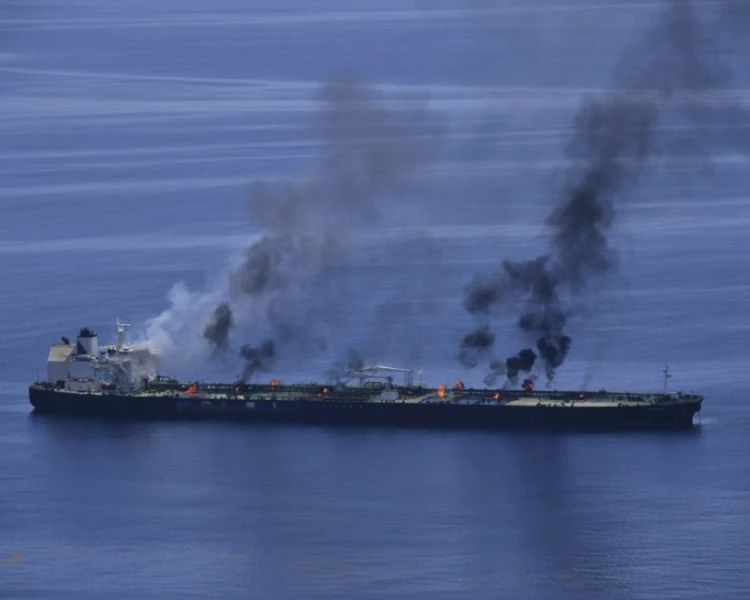 Дрон удари американски танкер в Средиземно море, край Египет