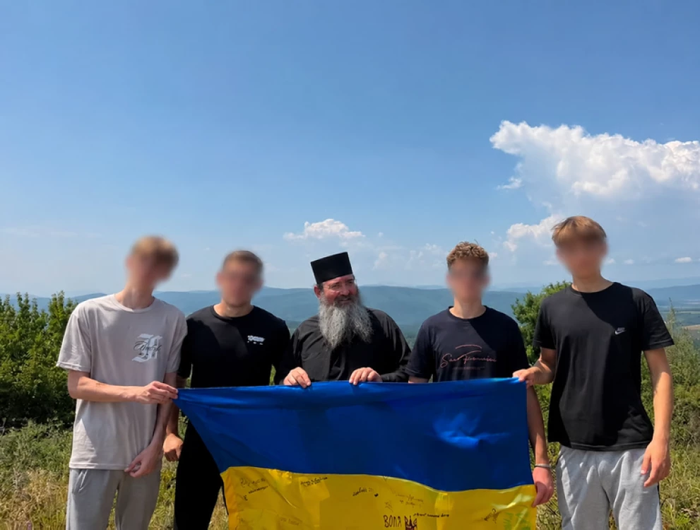 Патриархът наказа отец Никанор за недостойно поведение, забрани му да проповядва