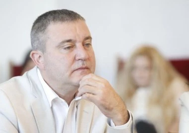 ГЕРБ-СДС и ПП атакуваха бюджета за 2026 г. пред Конституционния съд