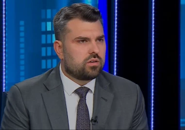 Защо бюджетът раздели опозицията? ГЕРБ го даде на КС, ДПС го гласува като „по-малкото зло
