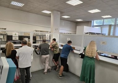 Още две гишета за обслужване на чужденци откриха в сектор „Миграция в Пловдив