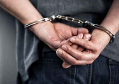 Разбиха схема за разпространение на дрога във Велинград, четирима са арестувани