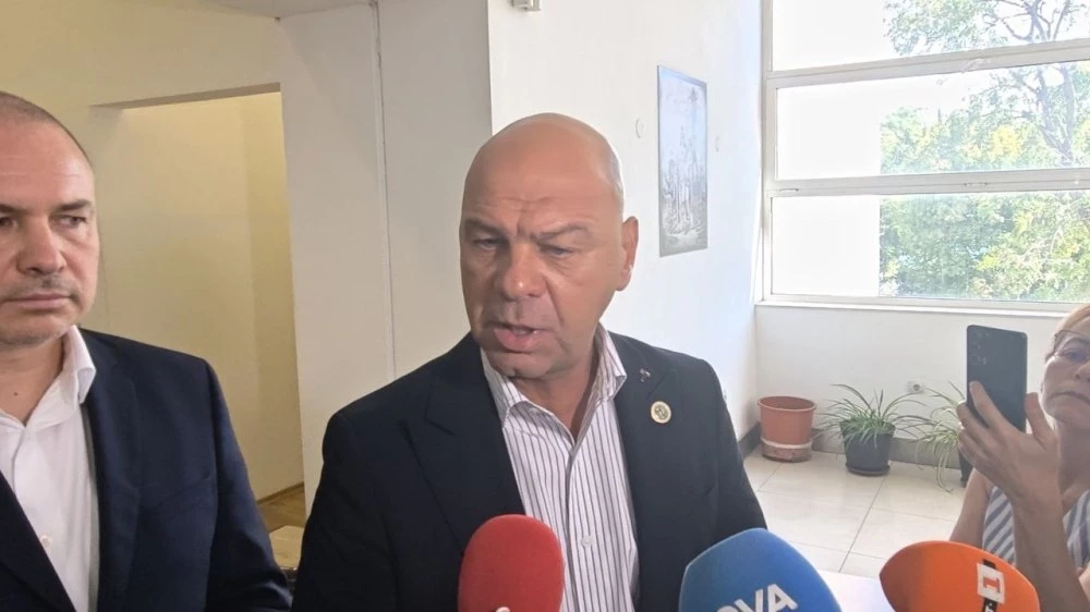 Община Пловдив пусна поръчката за 20 електробуса, кметът: Услугата се подобрява